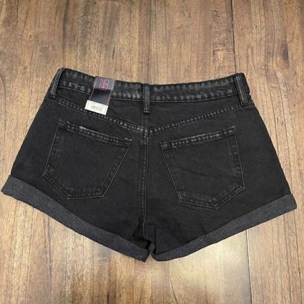 NOBO Exposed Button Fly Jean Shorts - Picture 3 of 10